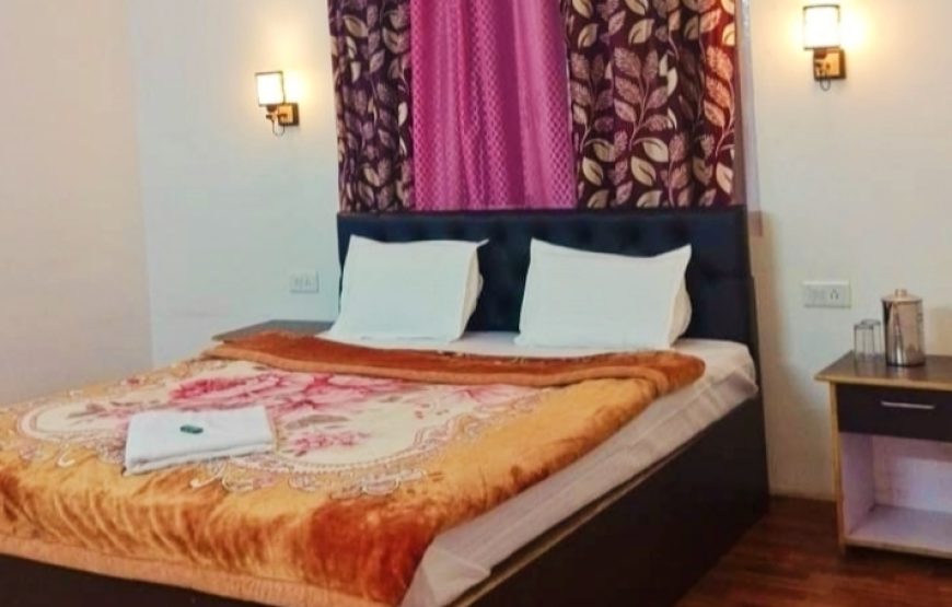 Yamphung 2 Bed Sharing Room